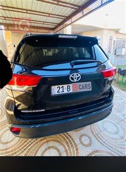 تۆیۆتا هایلاندەر